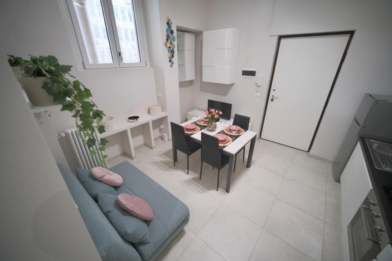Appartamento Moderno ❴ 300 Mt. Da Porta Nuova ❵ Turin Exterior foto